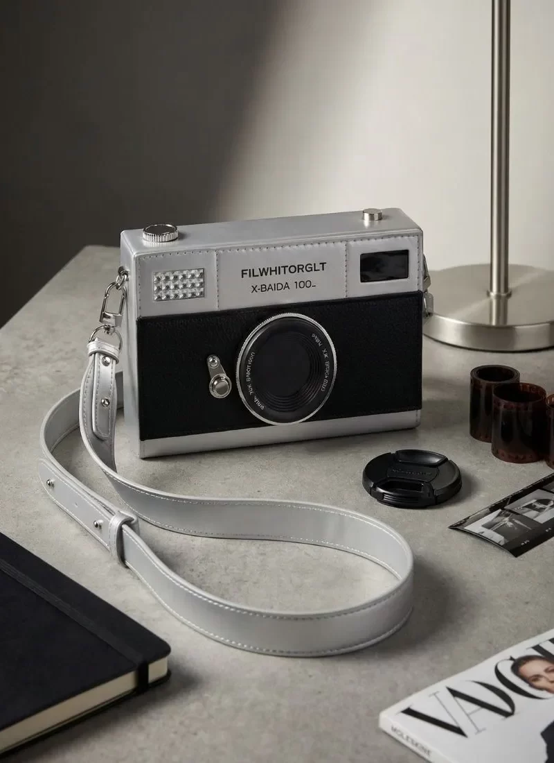 MOHAK | Retro Lens Camera Box Clutch