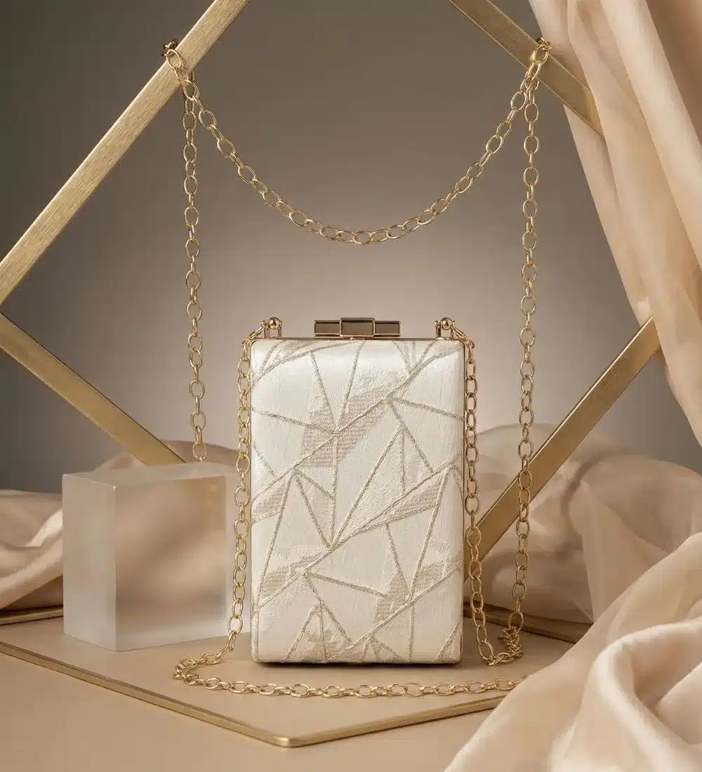 Ivory-Prism-Vertical-Clutch