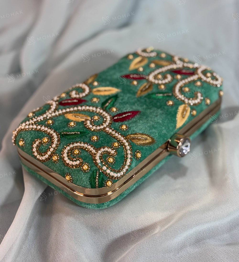 MOHAK | Jade Radiance Clutch